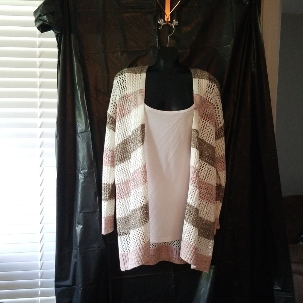 Sweater/ cardigan
